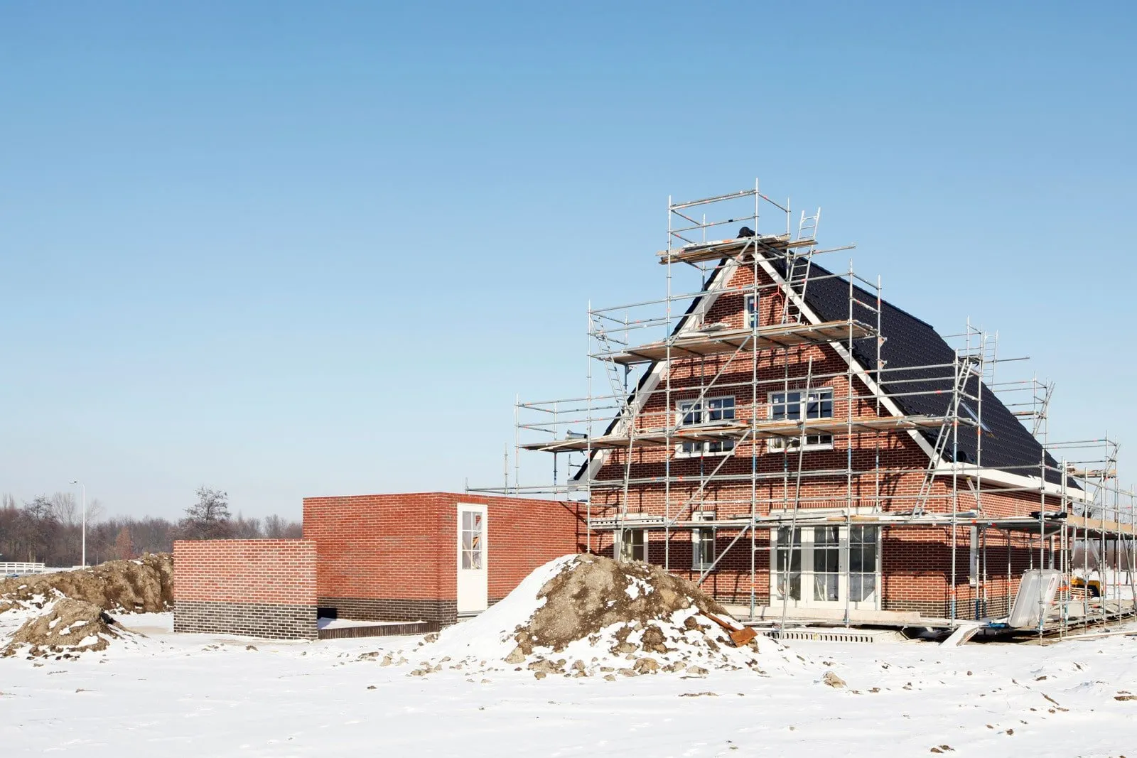 Hyland - Outdoor Construction Considerations for Cold Weather - Cover
